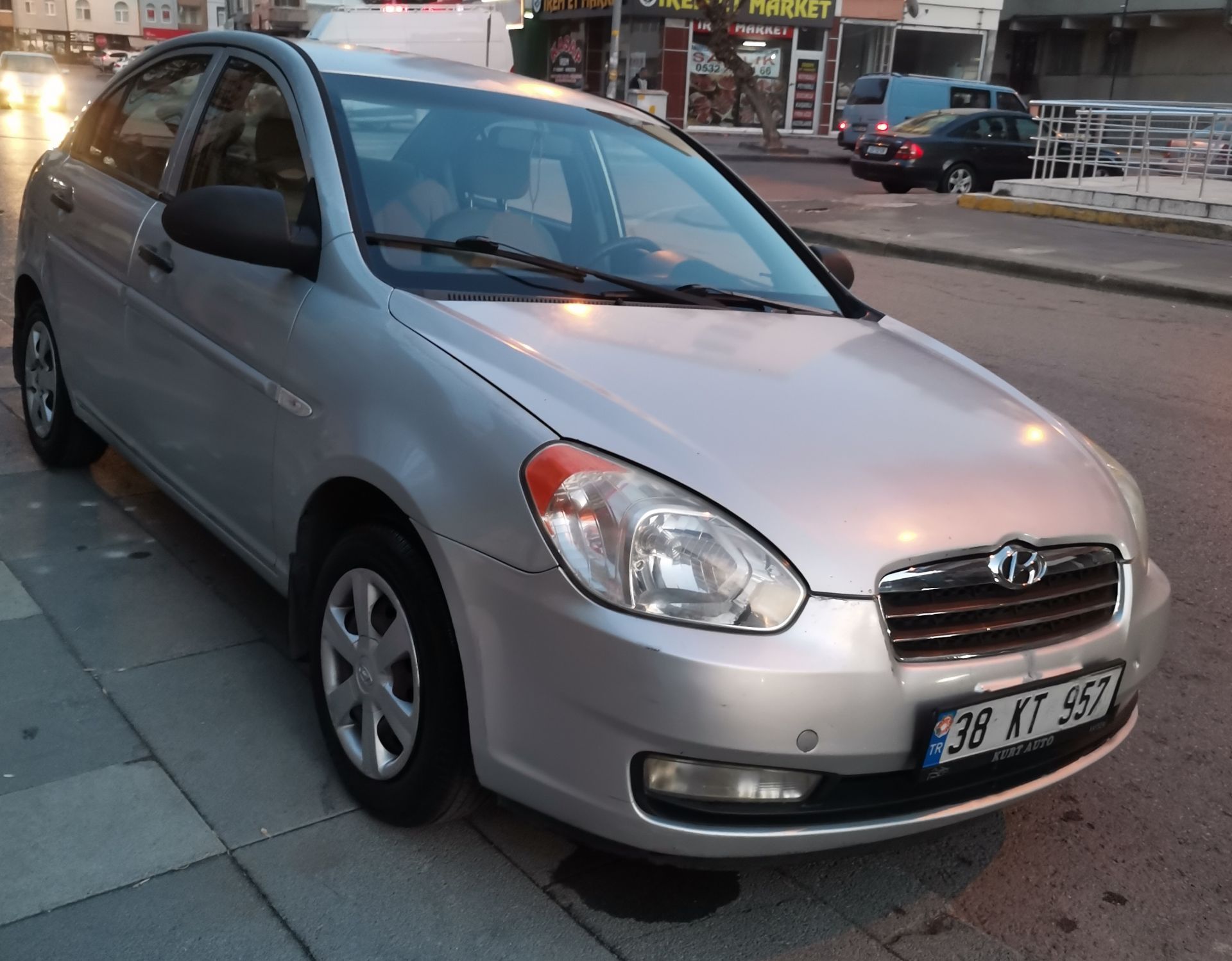 Hyundai accent 